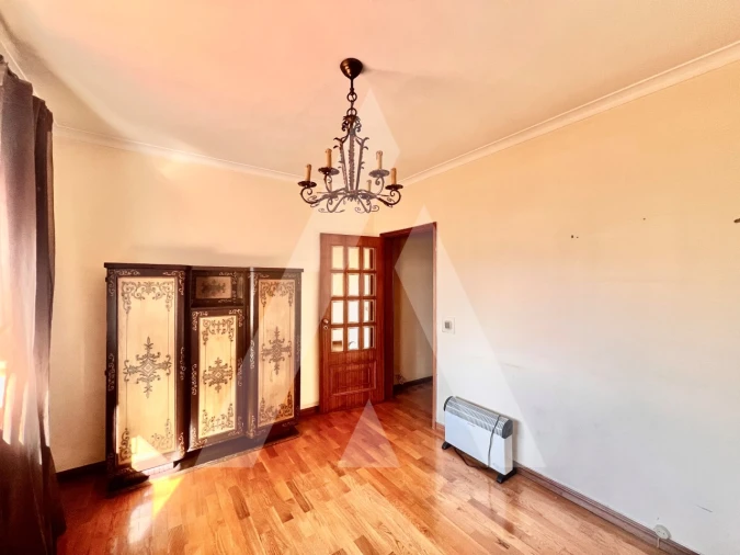 Apartamento T4 para Venda em São João da Madeira Foto 37