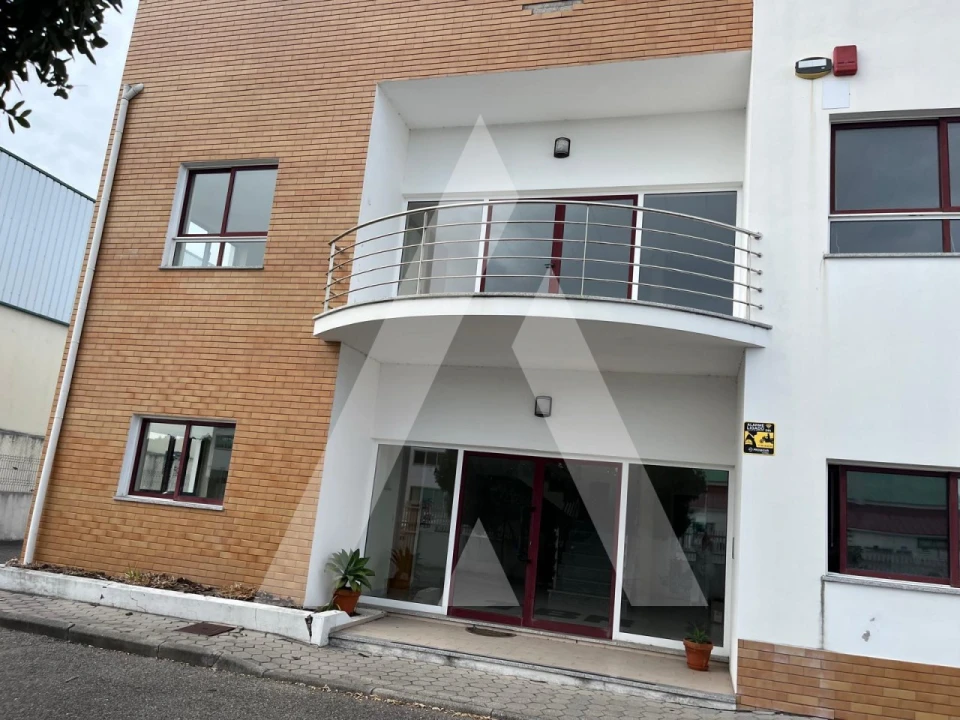 Armazém para Arrendamento em Gafanha da Encarnação Foto 5