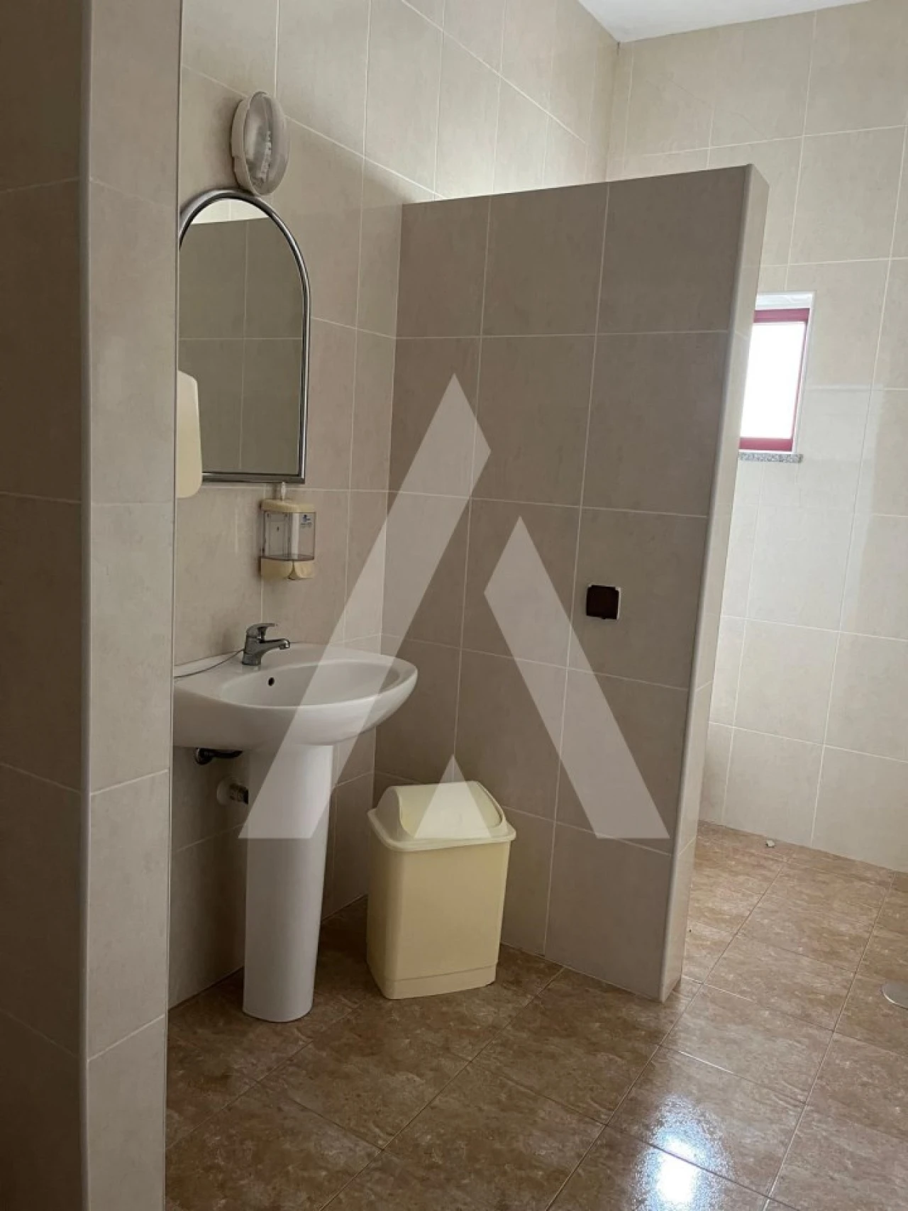 Armazém para Arrendamento em Gafanha da Encarnação Foto 18