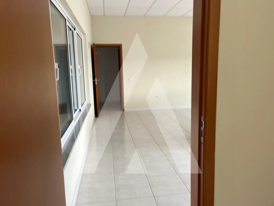 Armazém para Arrendamento em Gafanha da Encarnação Foto 19