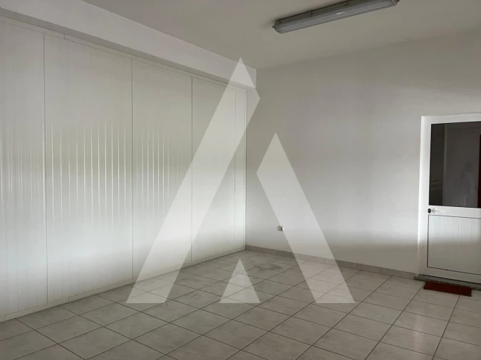 Armazém para Arrendamento em Gafanha da Encarnação Foto 12