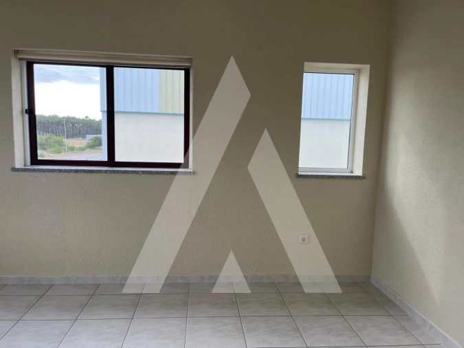 Armazém para Arrendamento em Gafanha da Encarnação Foto 36