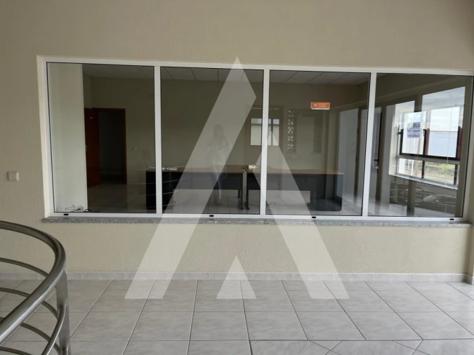 Armazém para Arrendamento em Gafanha da Encarnação Foto 20
