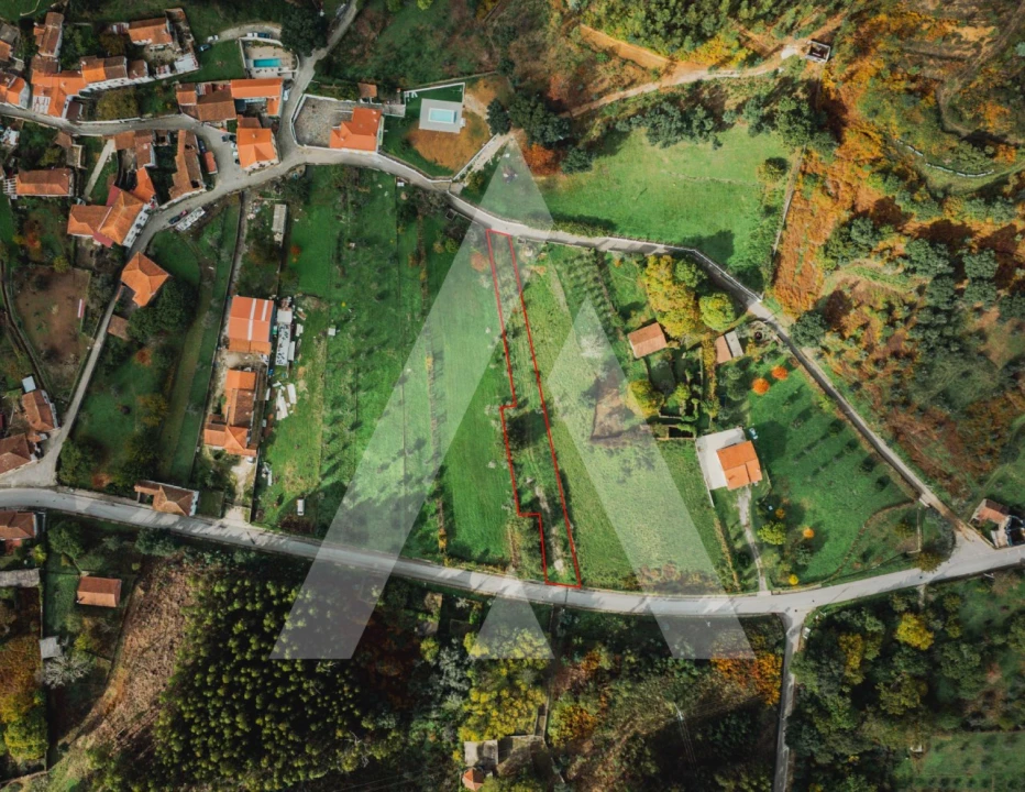 Terreno para Venda em Castanheira de Pêra e Coentral Foto 2