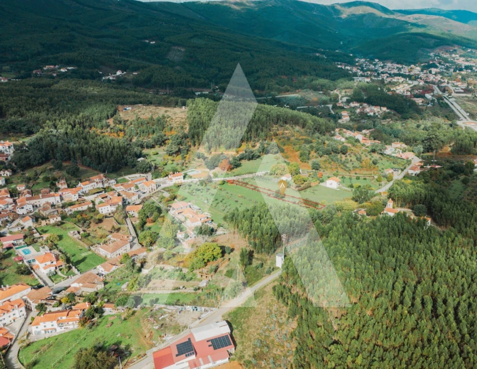 Terreno para Venda em Castanheira de Pêra e Coentral Foto 13