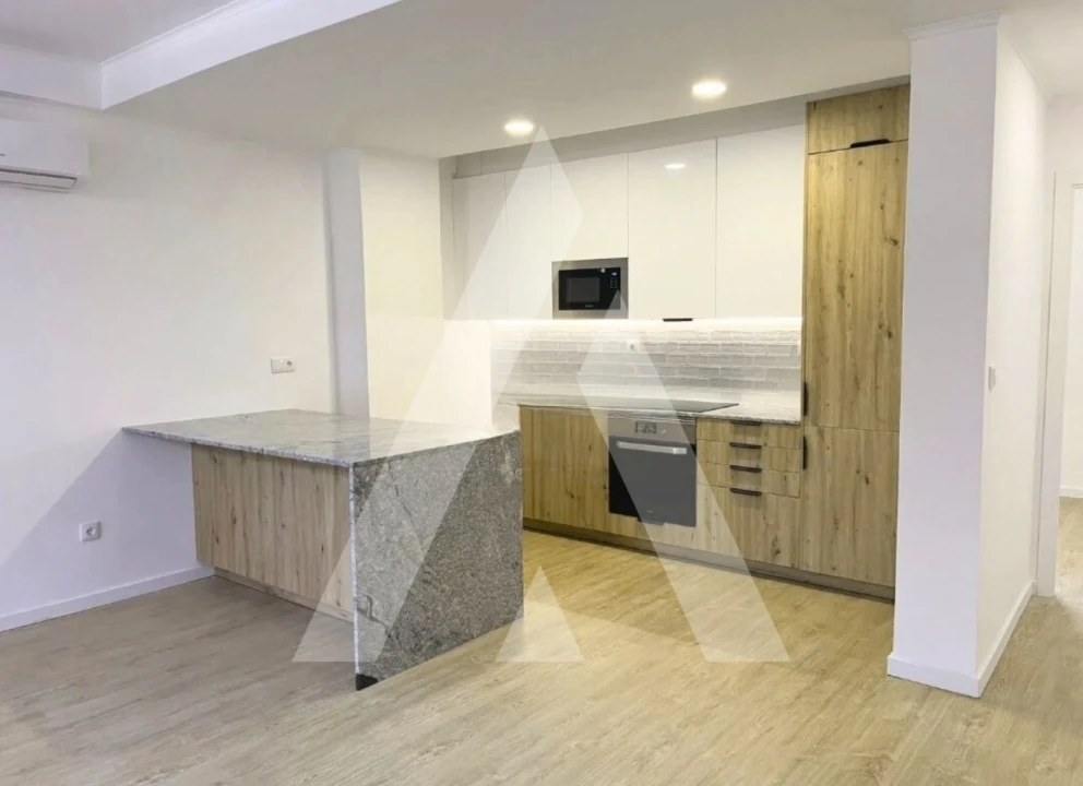 Apartamento T3 para Venda em Águas Livres Foto 1