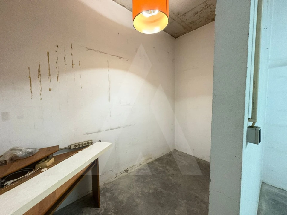 Garagem para Arrendamento em Aradas Foto 3
