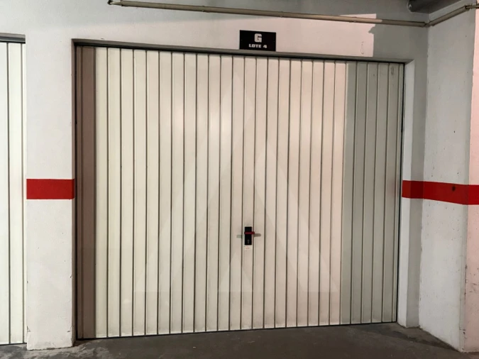 Garagem para Arrendamento em Aradas Foto 6