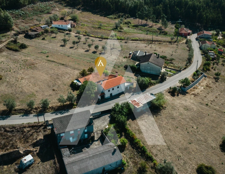 Moradia T2 para Venda em Pombeiro da Beira Foto 1