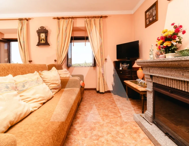 Moradia T2 para Venda em Pombeiro da Beira Foto 4