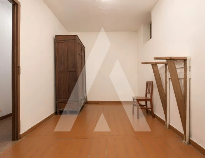 Prédio para Venda em Sé Nova, Santa Cruz, Almedina e São Bartolomeu Foto 3