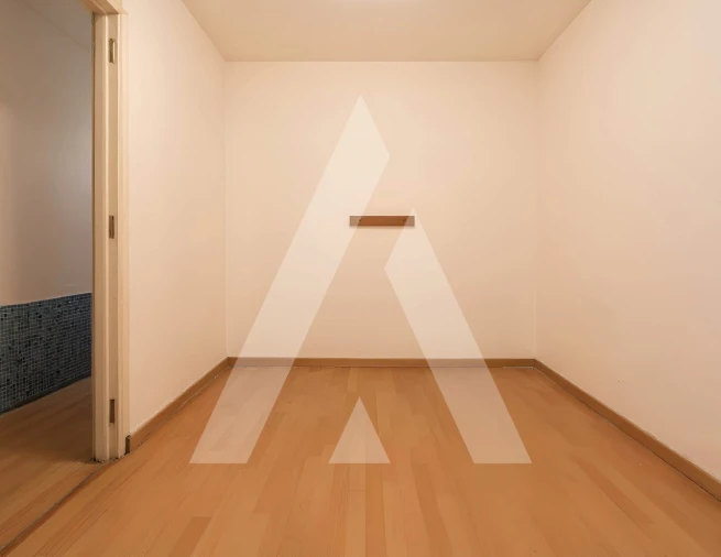 Prédio para Venda em Sé Nova, Santa Cruz, Almedina e São Bartolomeu Foto 9