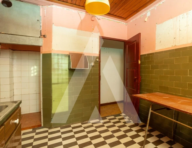 Prédio para Venda em Sé Nova, Santa Cruz, Almedina e São Bartolomeu Foto 11