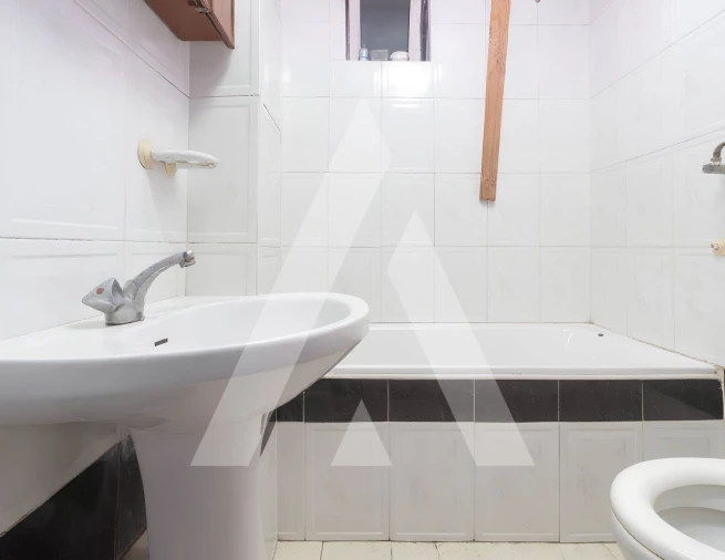 Prédio para Venda em Sé Nova, Santa Cruz, Almedina e São Bartolomeu Foto 21