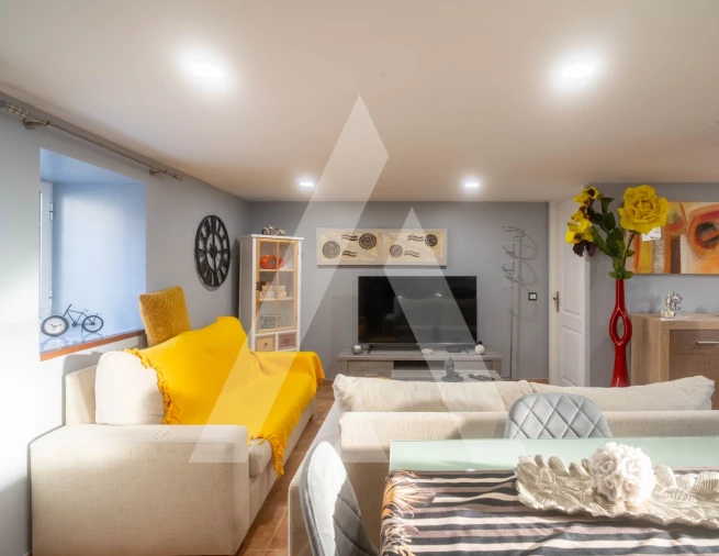 Moradia T2 para Venda em Poiares (Santo Andre) Foto 2