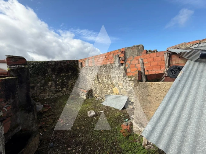 Moradia T2 para Venda em São Mamede Foto 33