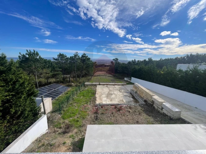 Moradia T3 para Venda em Caldas da Rainha - Santo Onofre e Serra do Bouro Foto 7