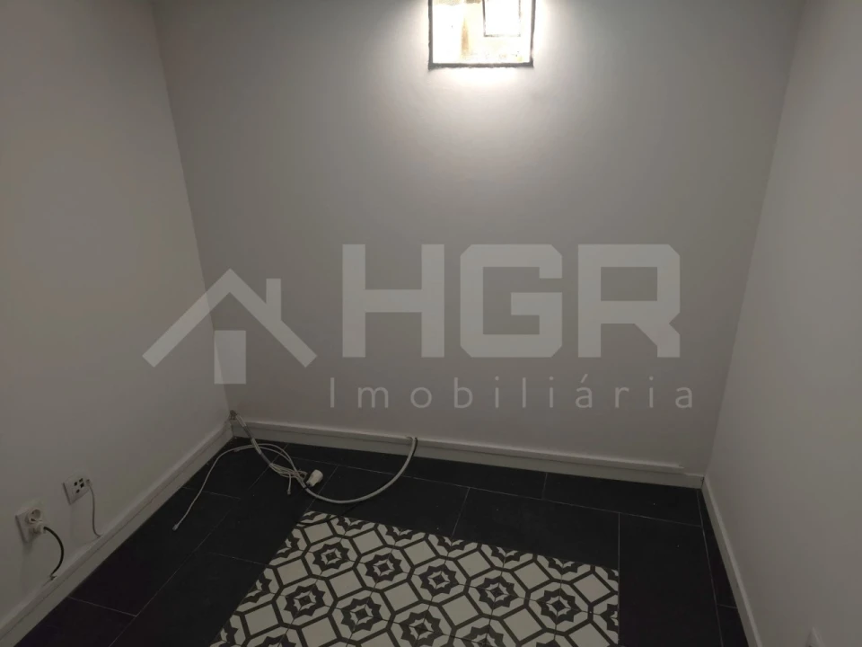 Apartamento T1 para Arrendamento em Barreiro e Lavradio Foto 13