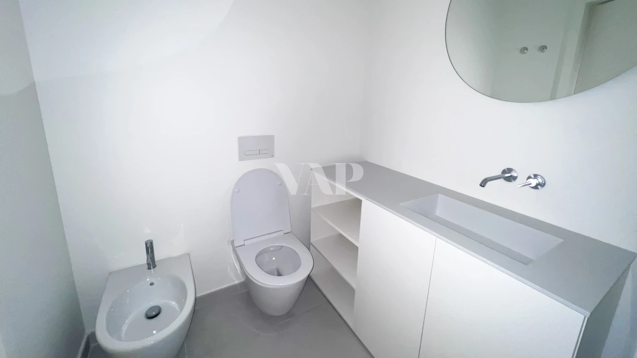Apartamento T2 para Venda em Quarteira Foto 10