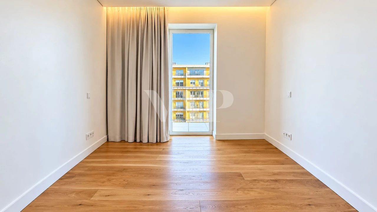 Apartamento T2 para Venda em Quarteira Foto 13
