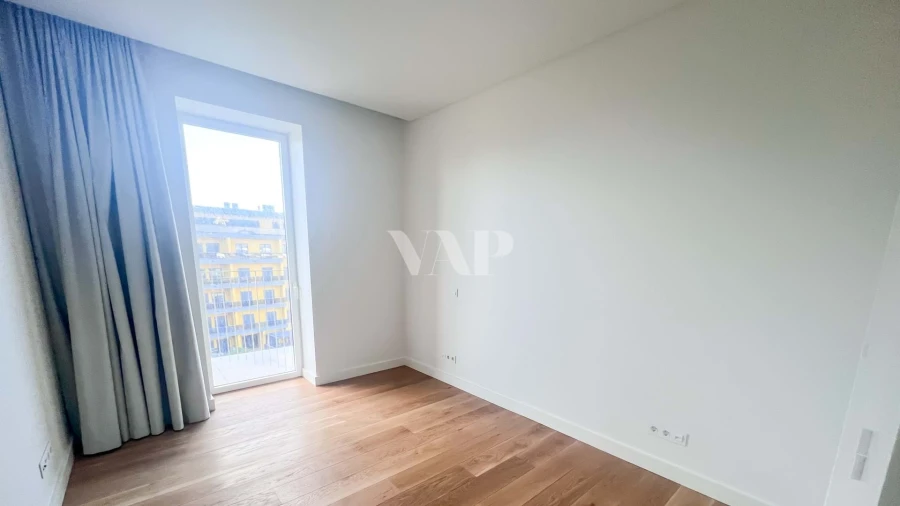 Apartamento T2 para Venda em Quarteira Foto 11