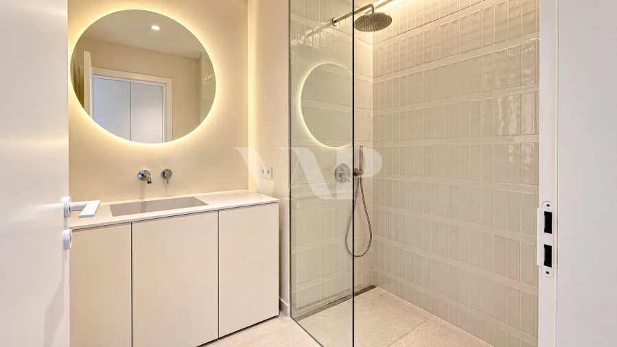 Apartamento T2 para Venda em Quarteira Foto 9