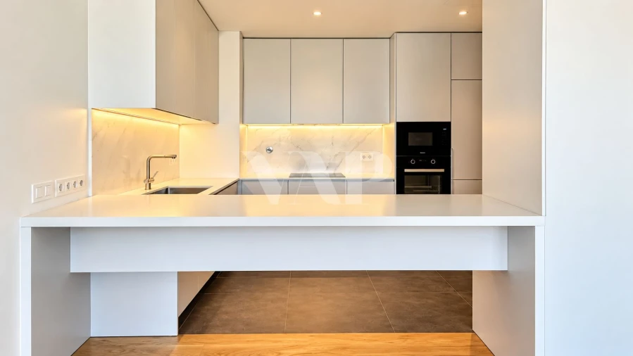 Apartamento T2 para Venda em Quarteira Foto 5