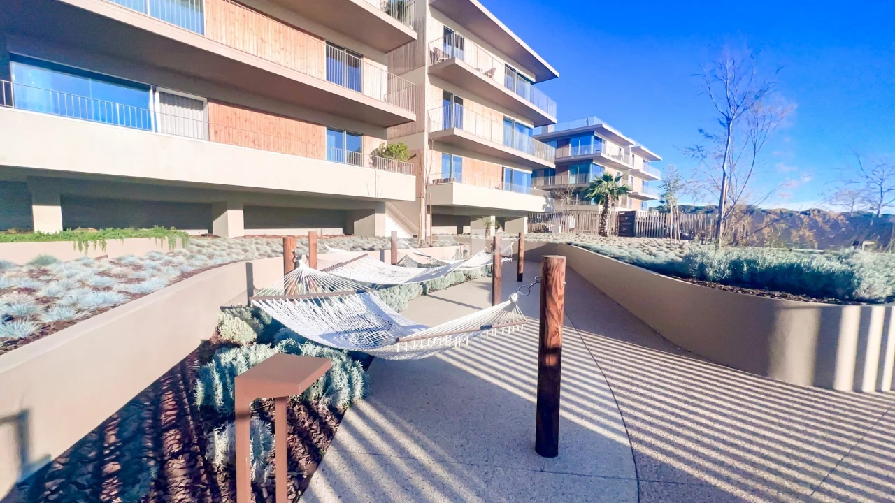 Apartamento T2 para Venda em Quarteira Foto 13
