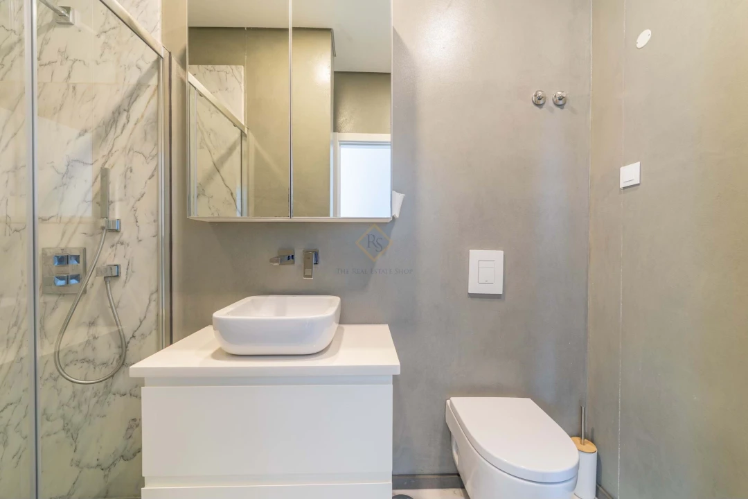 Moradia T6 para Venda em Carnaxide e Queijas Foto 37