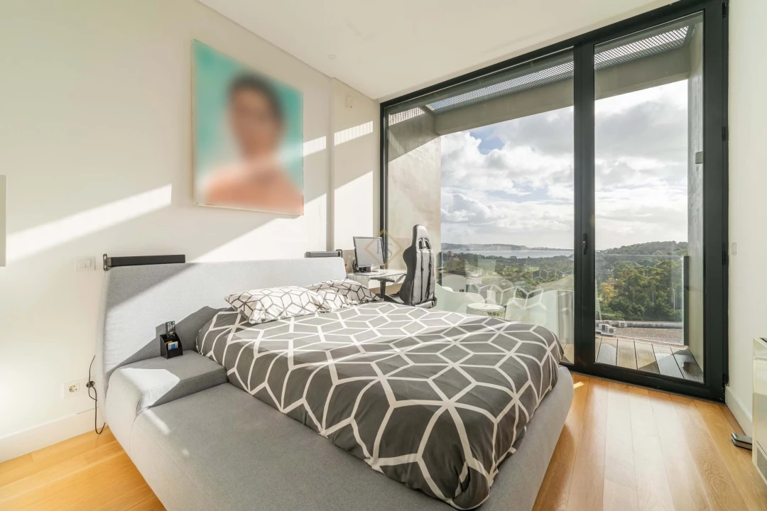 Moradia T6 para Venda em Carnaxide e Queijas Foto 42