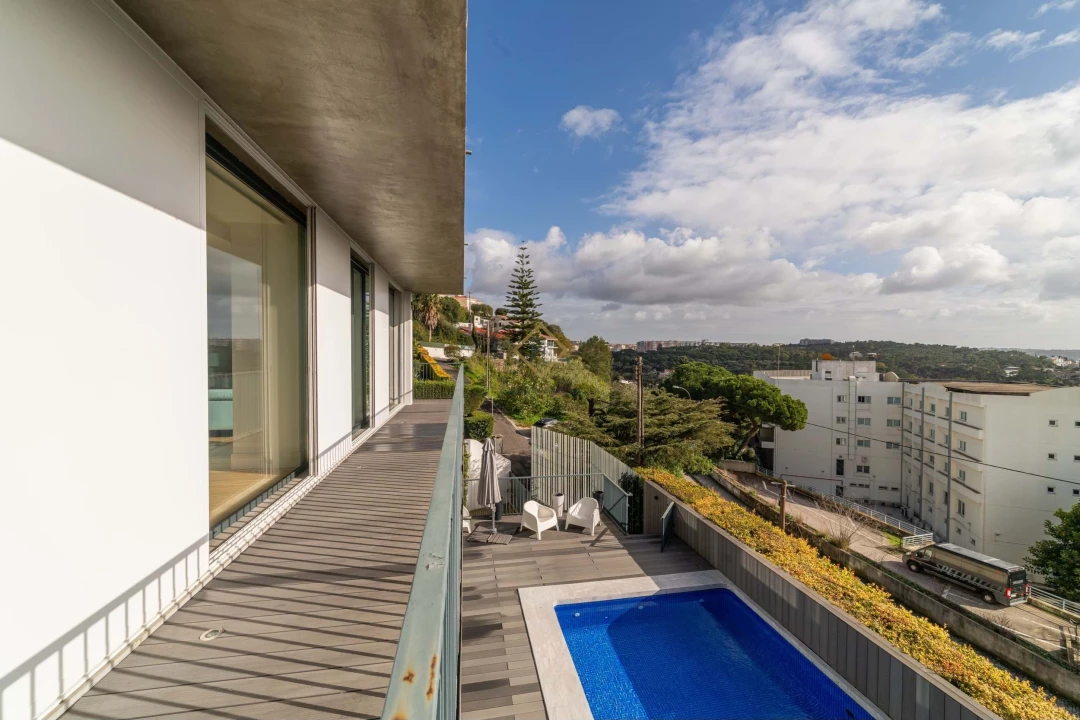 Moradia T6 para Venda em Carnaxide e Queijas Foto 19