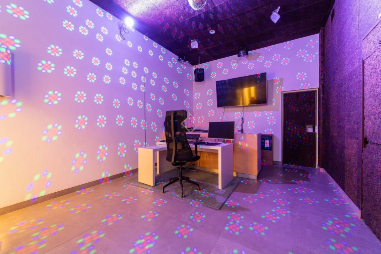 Moradia T6 para Venda em Carnaxide e Queijas Foto 59