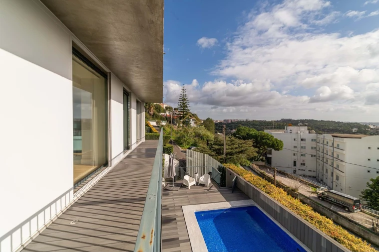 Moradia T6 para Venda em Carnaxide e Queijas Foto 19