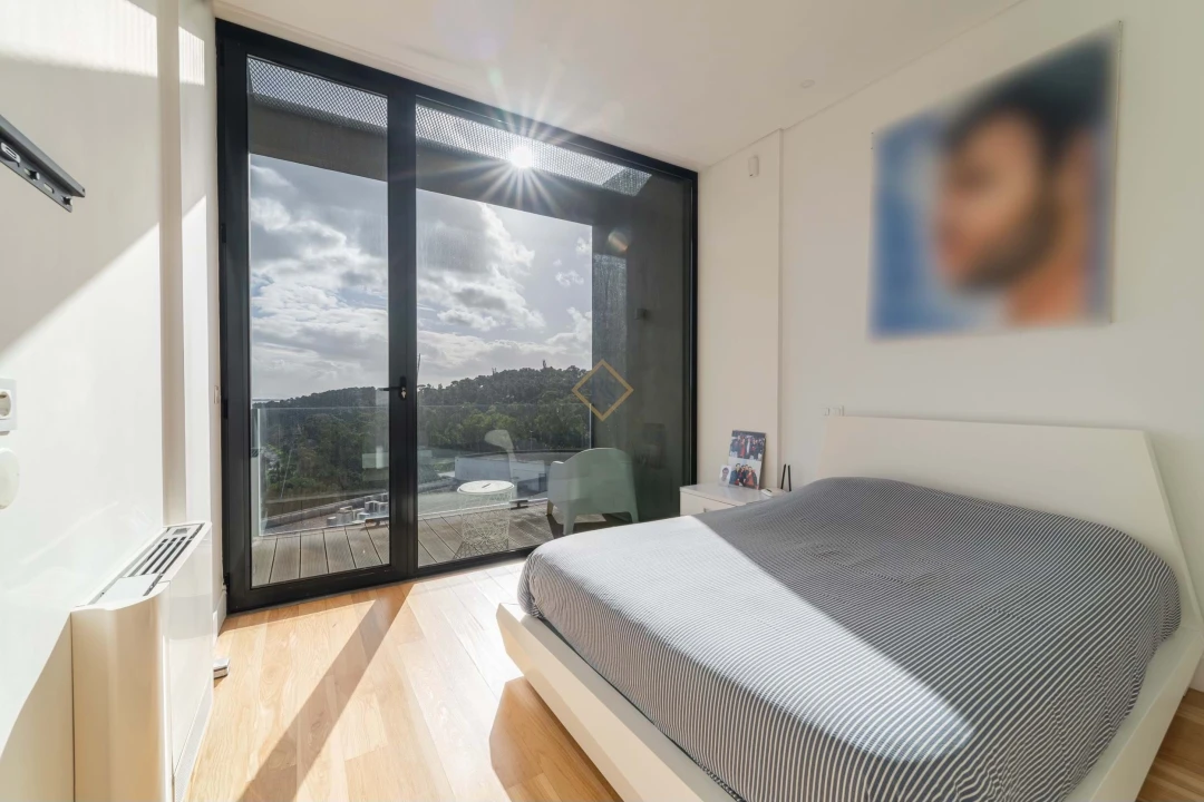 Moradia T6 para Venda em Carnaxide e Queijas Foto 52