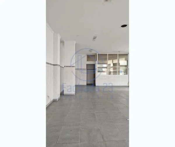 Negócio para Venda em Santa Marinha e São Pedro da Afurada Foto 6