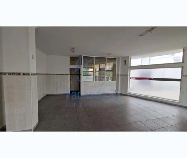 Negócio para Venda em Santa Marinha e São Pedro da Afurada Foto 4