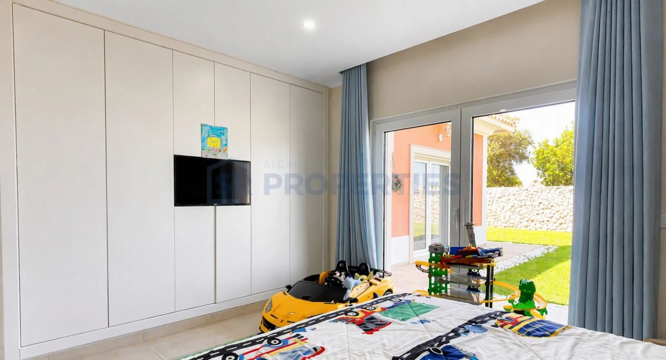 Moradia T5 para Venda em Silves Foto 18