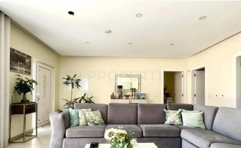 Moradia T5 para Venda em São Silvestre Foto 4