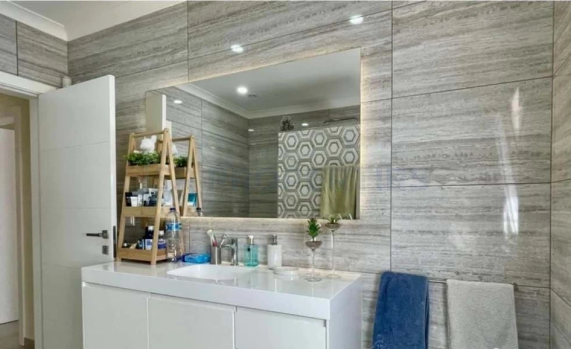 Moradia T5 para Venda em São Silvestre Foto 17