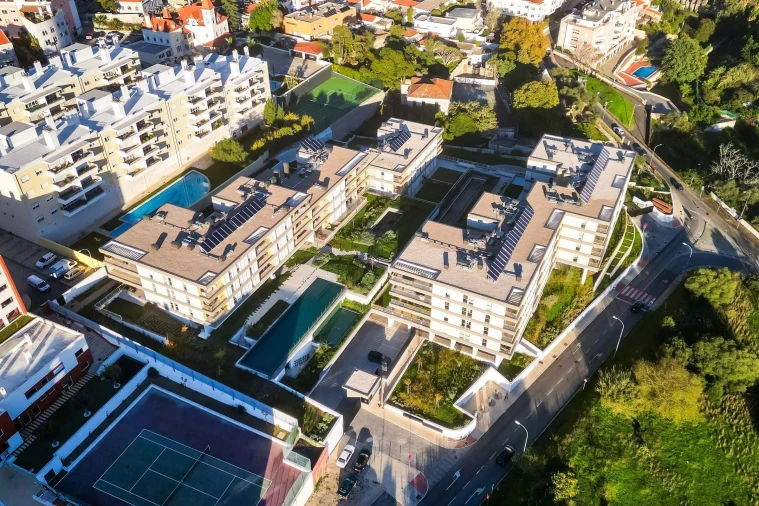 Apartamento T2 para Venda em Carnaxide e Queijas Foto 37