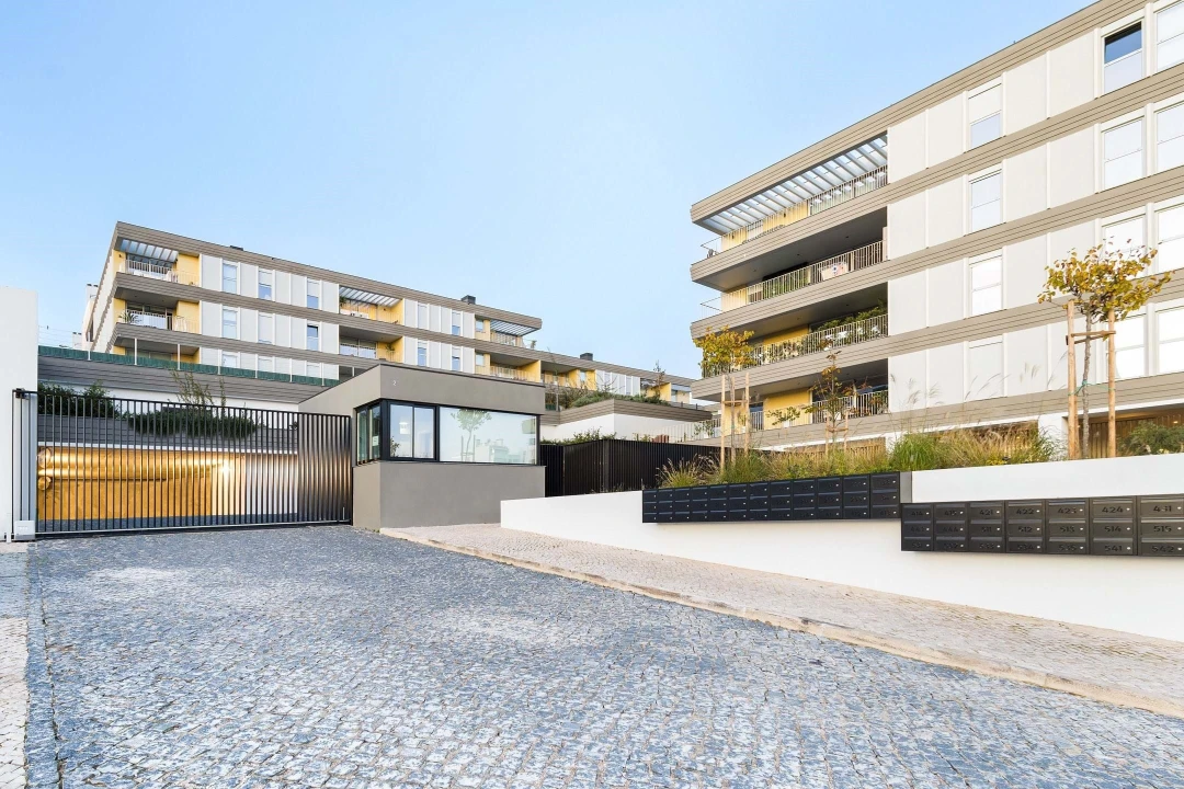 Apartamento T2 para Venda em Carnaxide e Queijas Foto 1