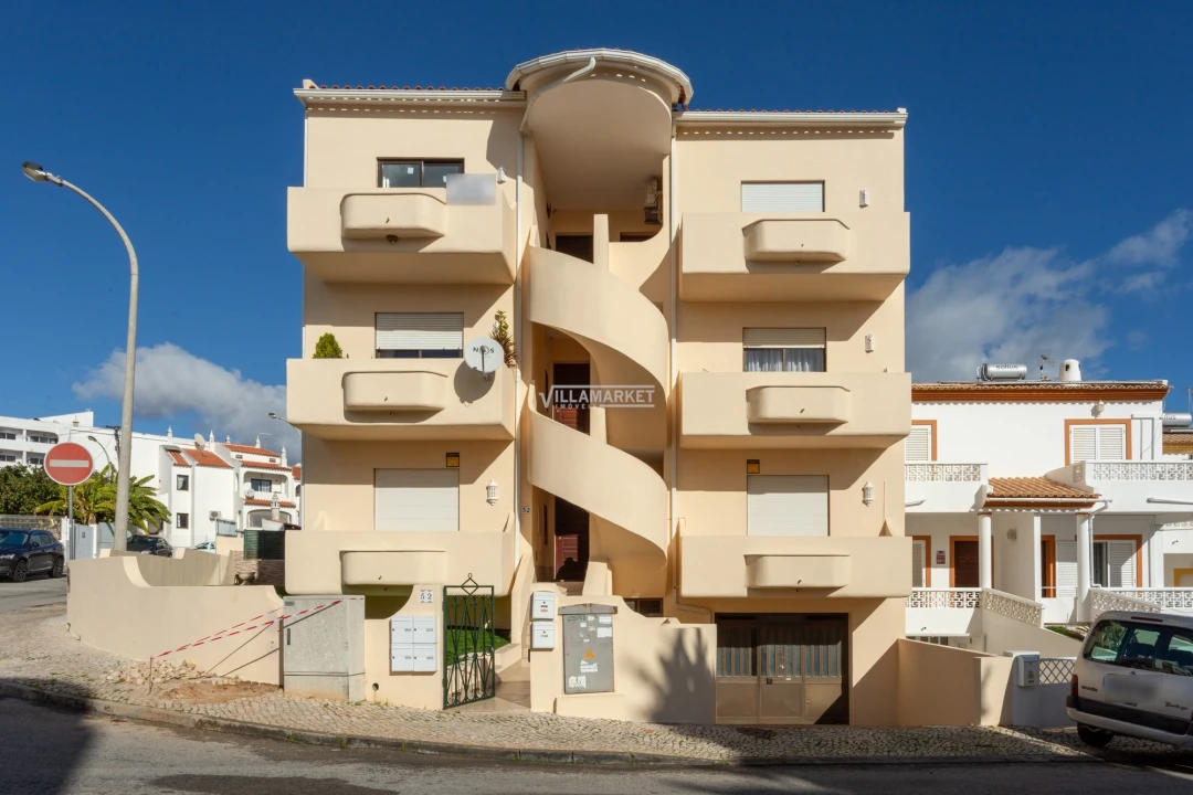 Apartamento T2 para Venda em Albufeira e Olhos de Água Foto 1