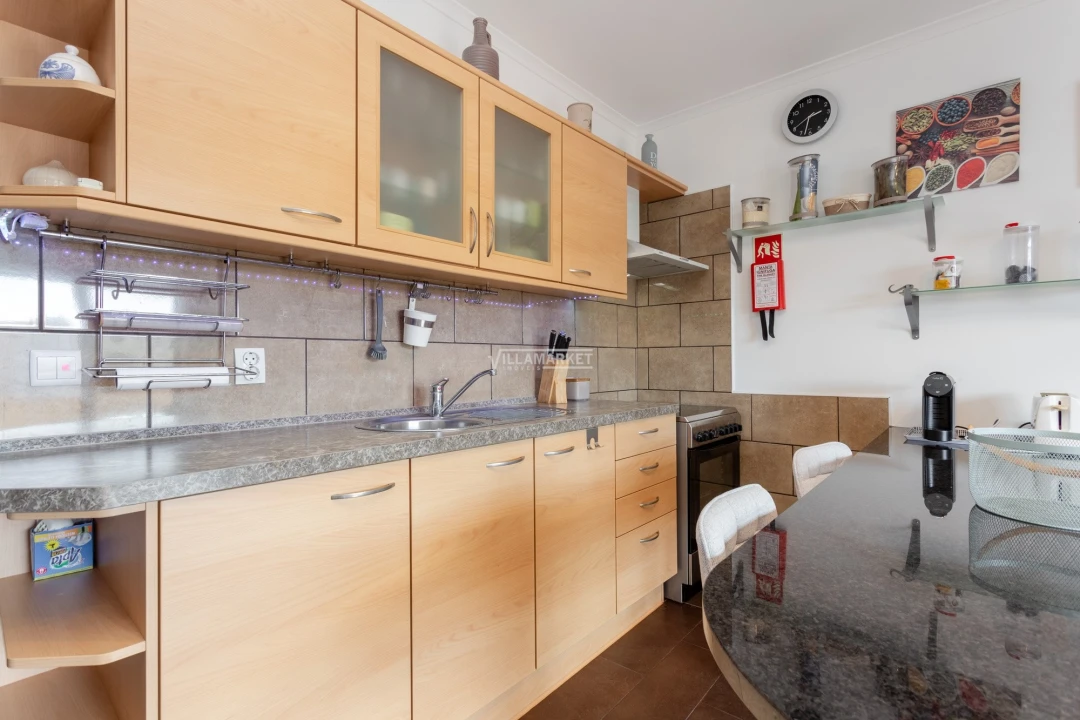 Apartamento T2 para Venda em Albufeira e Olhos de Água Foto 7