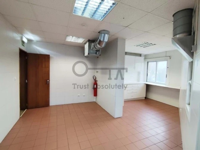 Escritório para Venda em Avenidas Novas Foto 11