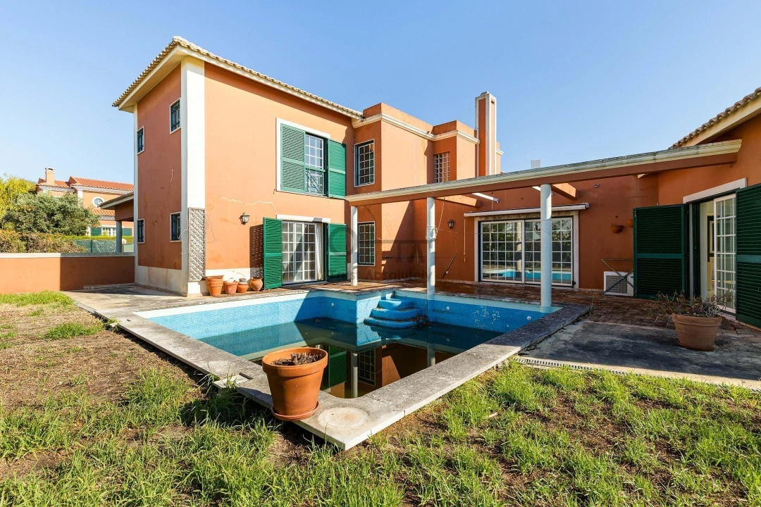 Moradia T5 para Venda em Agualva e Mira-Sintra Foto 2