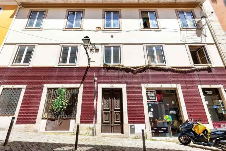 Prédio para Venda em Santa Maria Maior Foto 4