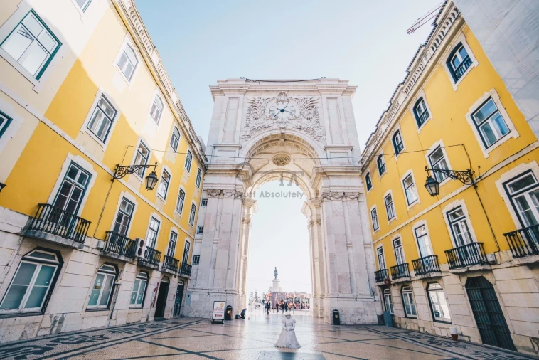 Prédio para Venda em Santa Maria Maior Foto 20
