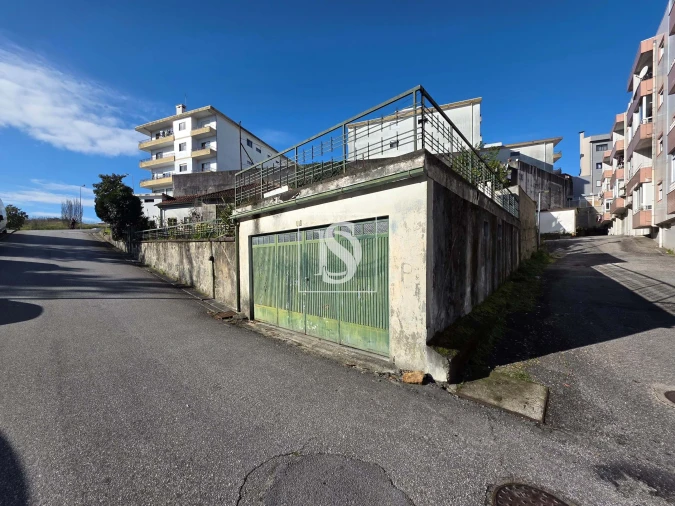 Moradia T3 para Venda em Fafe Foto 4