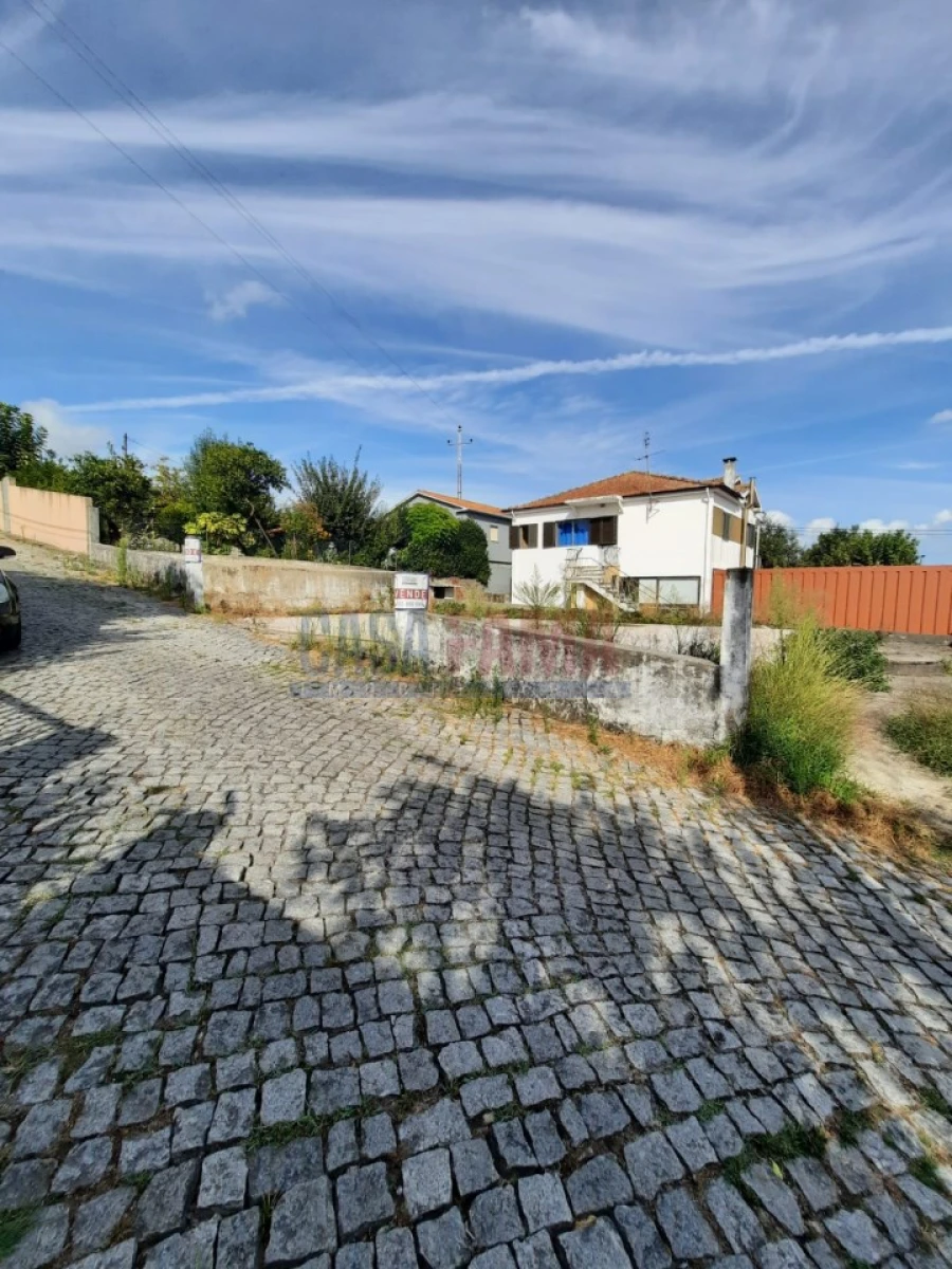 Terreno para Venda em Requião Foto 2