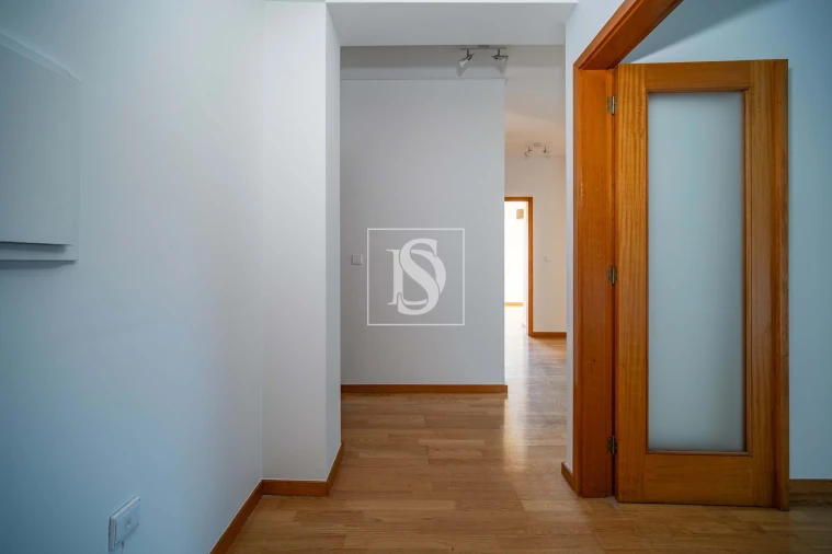 Apartamento T3 para Venda em Barcelinhos Foto 3